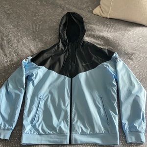 Nike Chicago Marathon 2016 Finisher Jacket